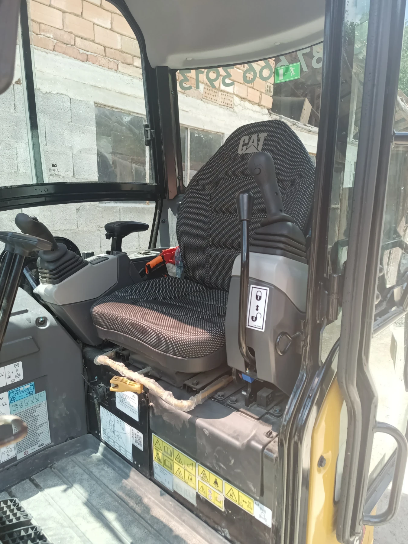 Багер Cat 301.6 - изображение 6