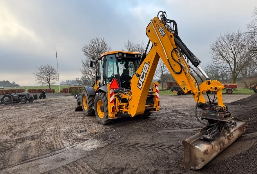 Багер JCB 4CX 14H4WA, снимка 9 - Индустриална техника - 54914860