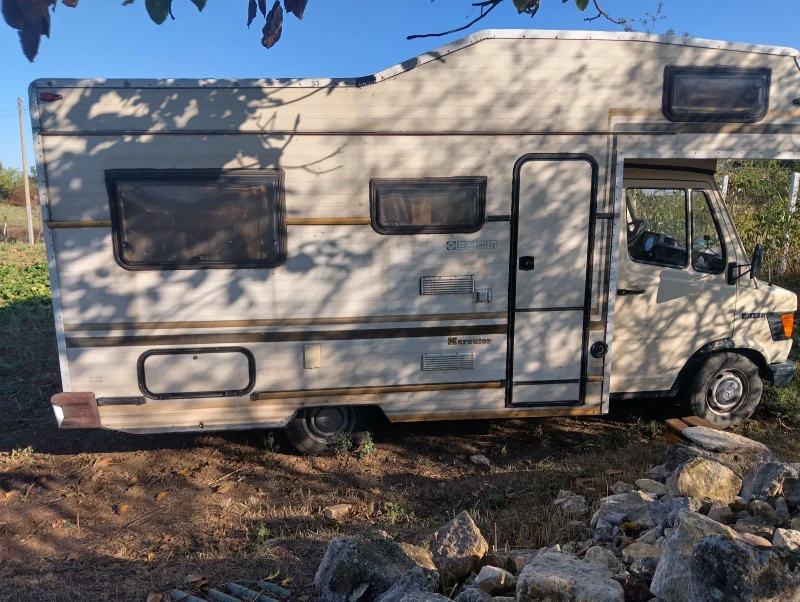 Кемпер Mercedes-Benz 207d, снимка 4 - Каравани и кемпери - 52529992