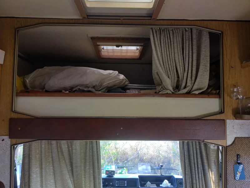 Кемпер Mercedes-Benz 207d, снимка 7 - Каравани и кемпери - 52529992