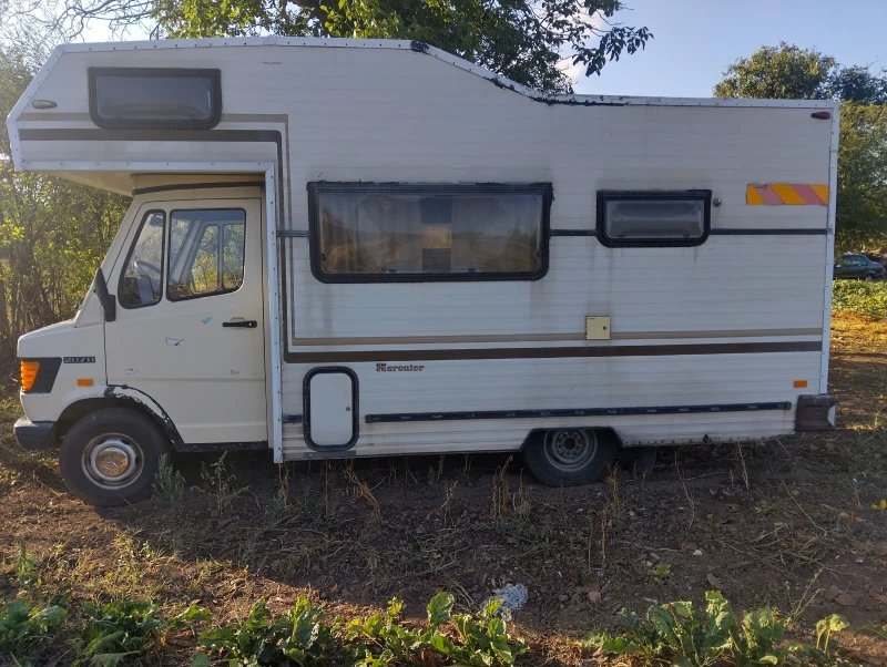 Кемпер Mercedes-Benz 207d, снимка 2 - Каравани и кемпери - 52529992