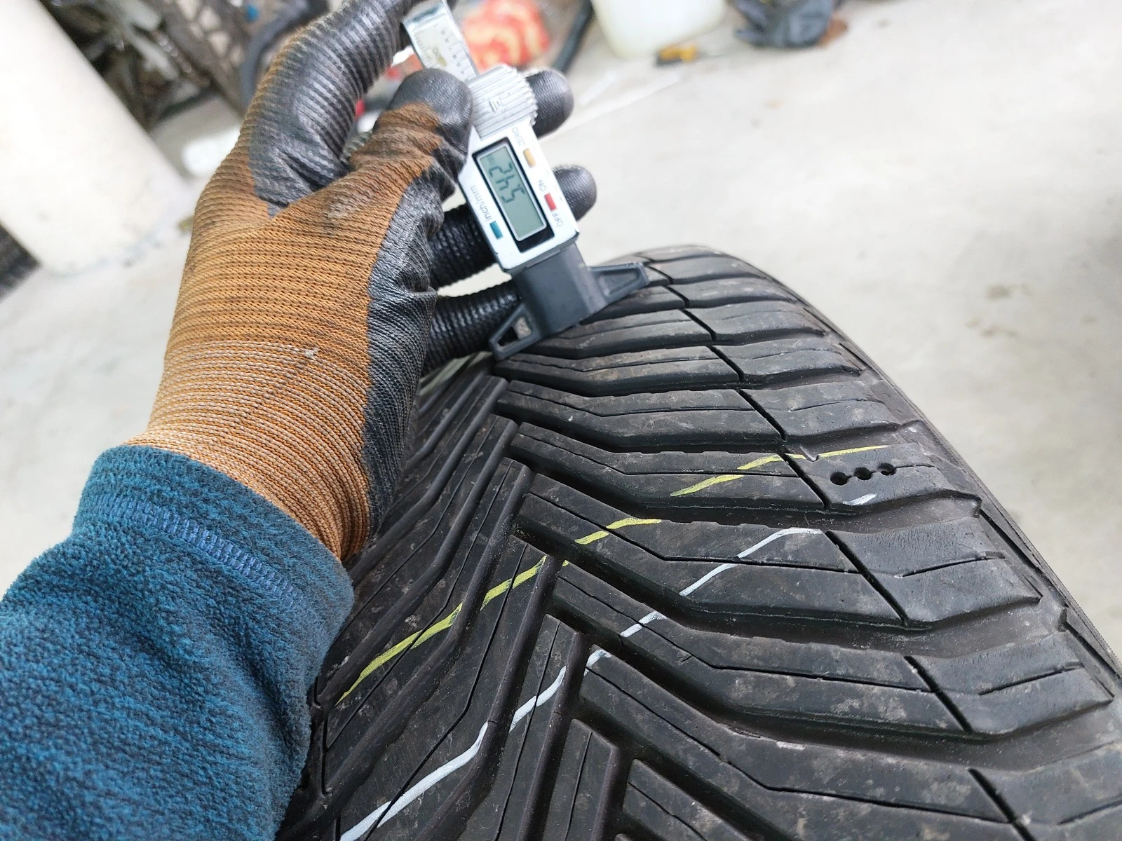 ���� 225/45R17 | Mobile.bg � ����������� 3