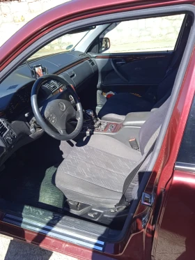 Mercedes-Benz E 200, снимка 5