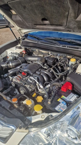 Subaru Outback 3.6 Executive SWISS, снимка 2