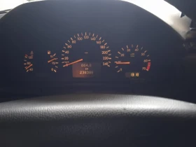 Mercedes-Benz E 200 - 3700 € / 7236.57 лв. - 76696182 12