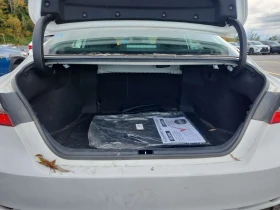 Toyota Camry * SE * CARFAX * ОПЦИЯ ЗА ФИНАНСИРАНЕ | Auto.bg — изображение 13