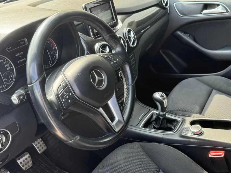 Mercedes-Benz B 180 CDI, снимка 11 - Автомобили и джипове - 47421762