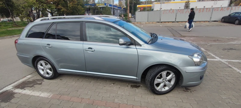 Toyota Avensis 2.0 D4D 126к.с. 6 скорости, снимка 9 - Автомобили и джипове - 47569493