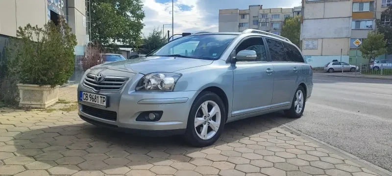 Toyota Avensis 2.0 D4D 126к.с. 6 скорости, снимка 1 - Автомобили и джипове - 47569493