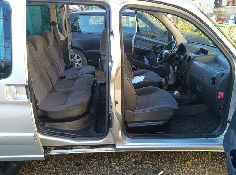 Citroen Berlingo, снимка 9 - Автомобили и джипове - 48204349