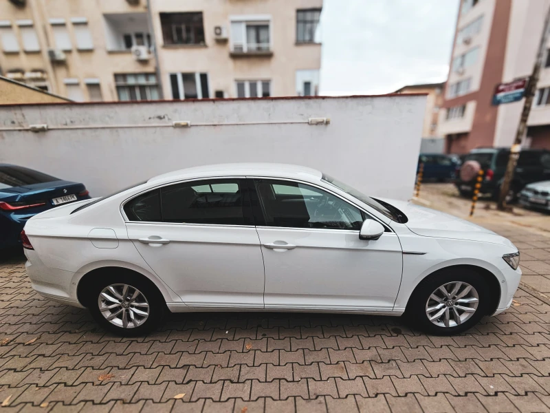 VW Passat, снимка 4 - Автомобили и джипове - 48331548