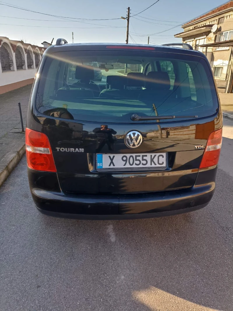 VW Touran, снимка 3 - Автомобили и джипове - 48743828