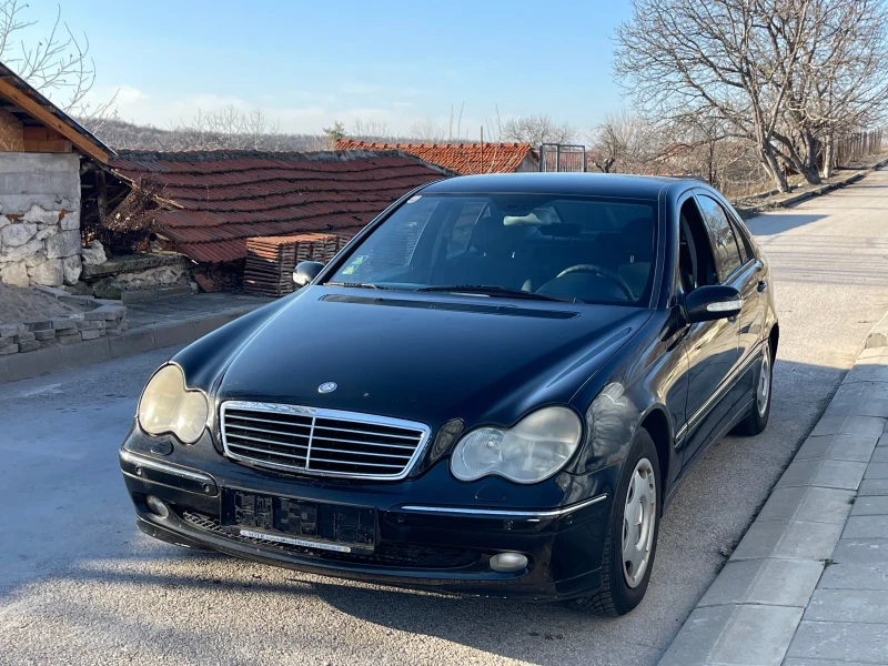 Mercedes-Benz C 220 C220 143кс, снимка 1 - Автомобили и джипове - 49152278