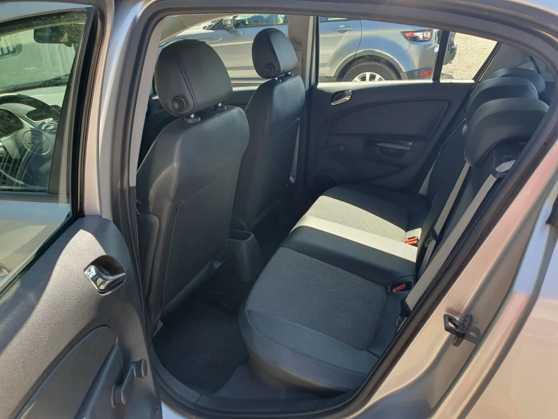 Opel Corsa 1.2/80ks/55000km., снимка 11 - Автомобили и джипове - 51541979