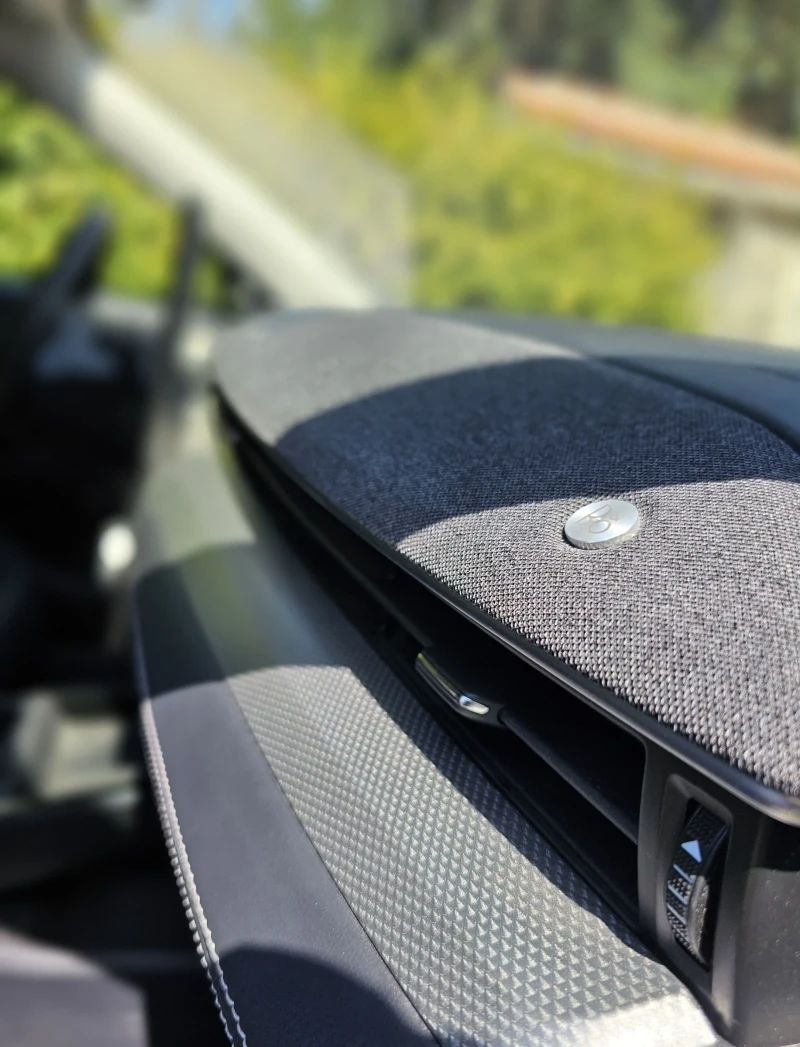 Ford Mustang Mach-E B&O* Premium Extended Range RWD, снимка 8 - Автомобили и джипове - 51594008