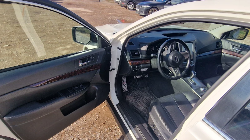 Subaru Outback 3.6 Executive SWISS, снимка 6 - Автомобили и джипове - 52891184