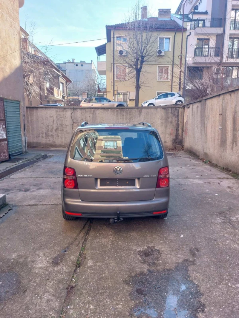 VW Touran 1.9 TDi , , BXE Двигател код, снимка 9 - Автомобили и джипове - 53117325