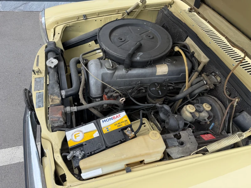 Mercedes-Benz 114 2.3 automatic , снимка 16 - Автомобили и джипове - 53479855