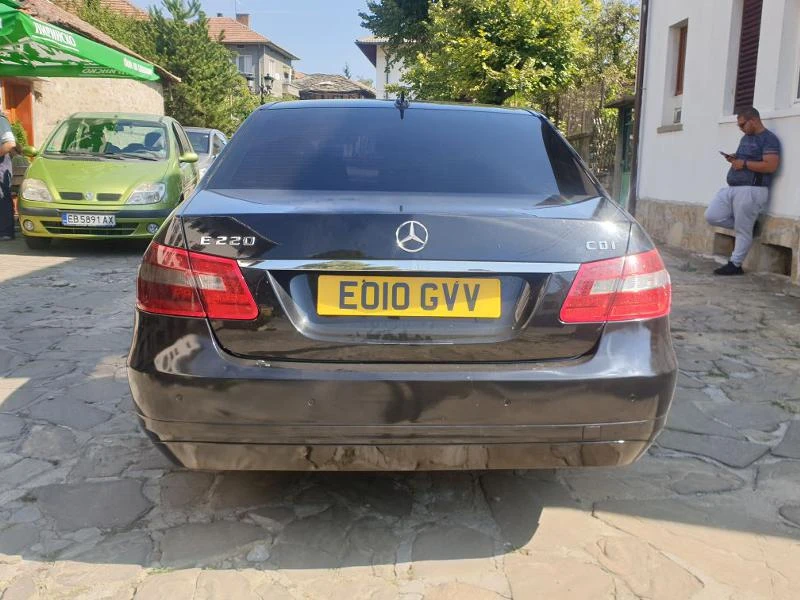 Mercedes-Benz E 220 OM651 На части, снимка 4 - Автомобили и джипове - 26407313