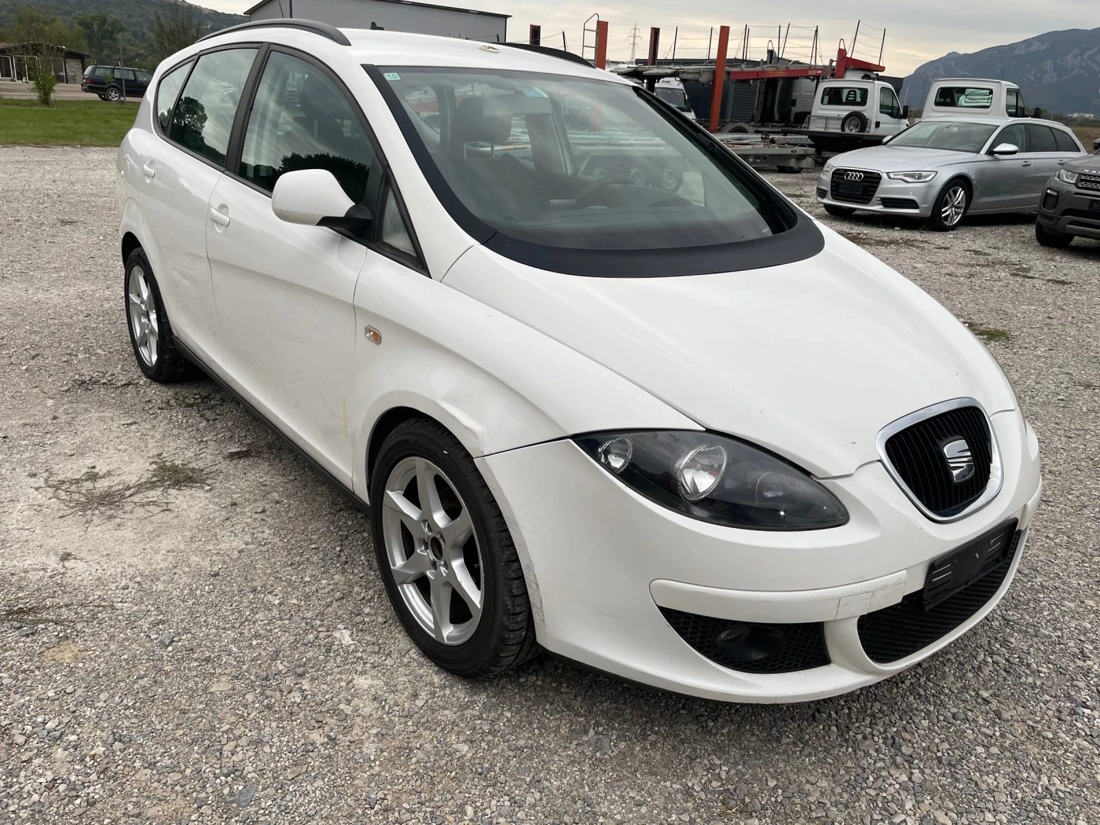 Seat Altea 1.6I - XL - газ  - изображение 7