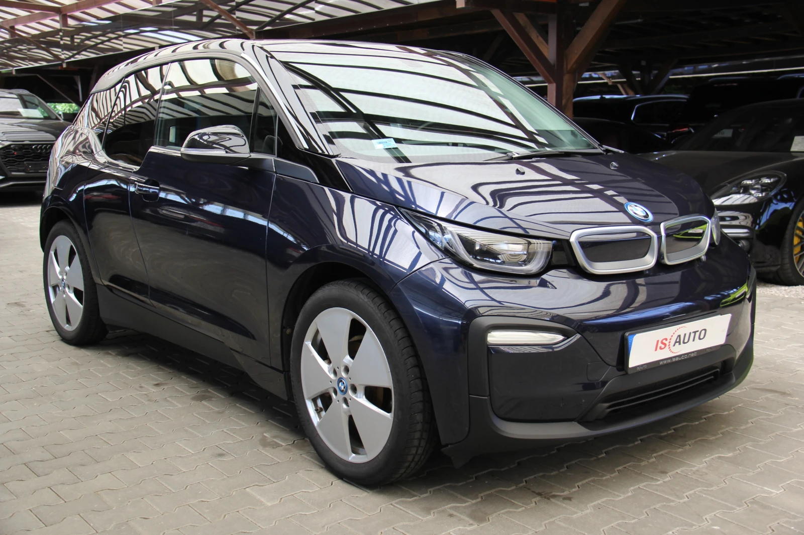 BMW i3 120Ah/Navi/Парктроник - изображение 3