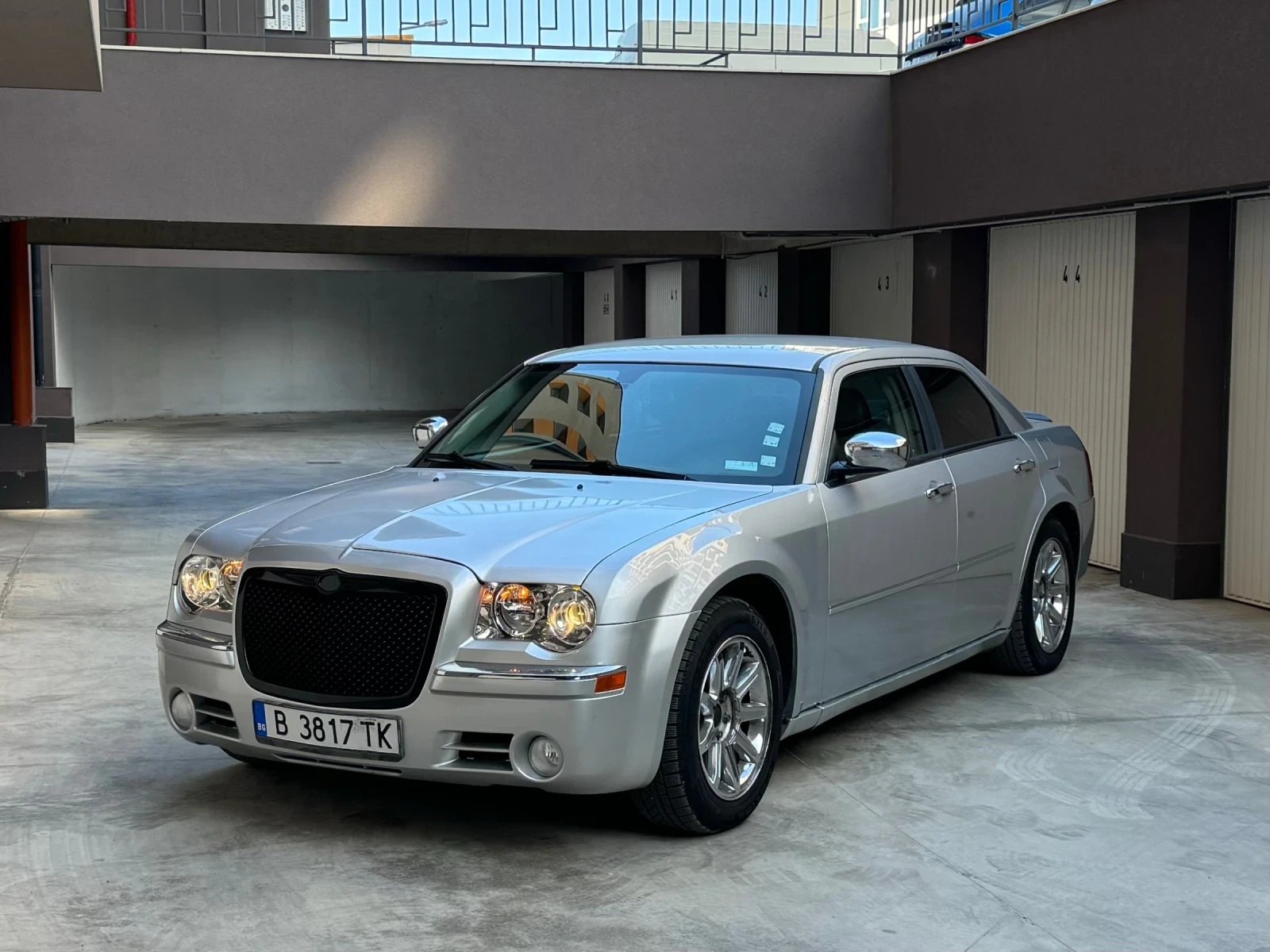 Chrysler 300c 5.7HEMI - изображение 3