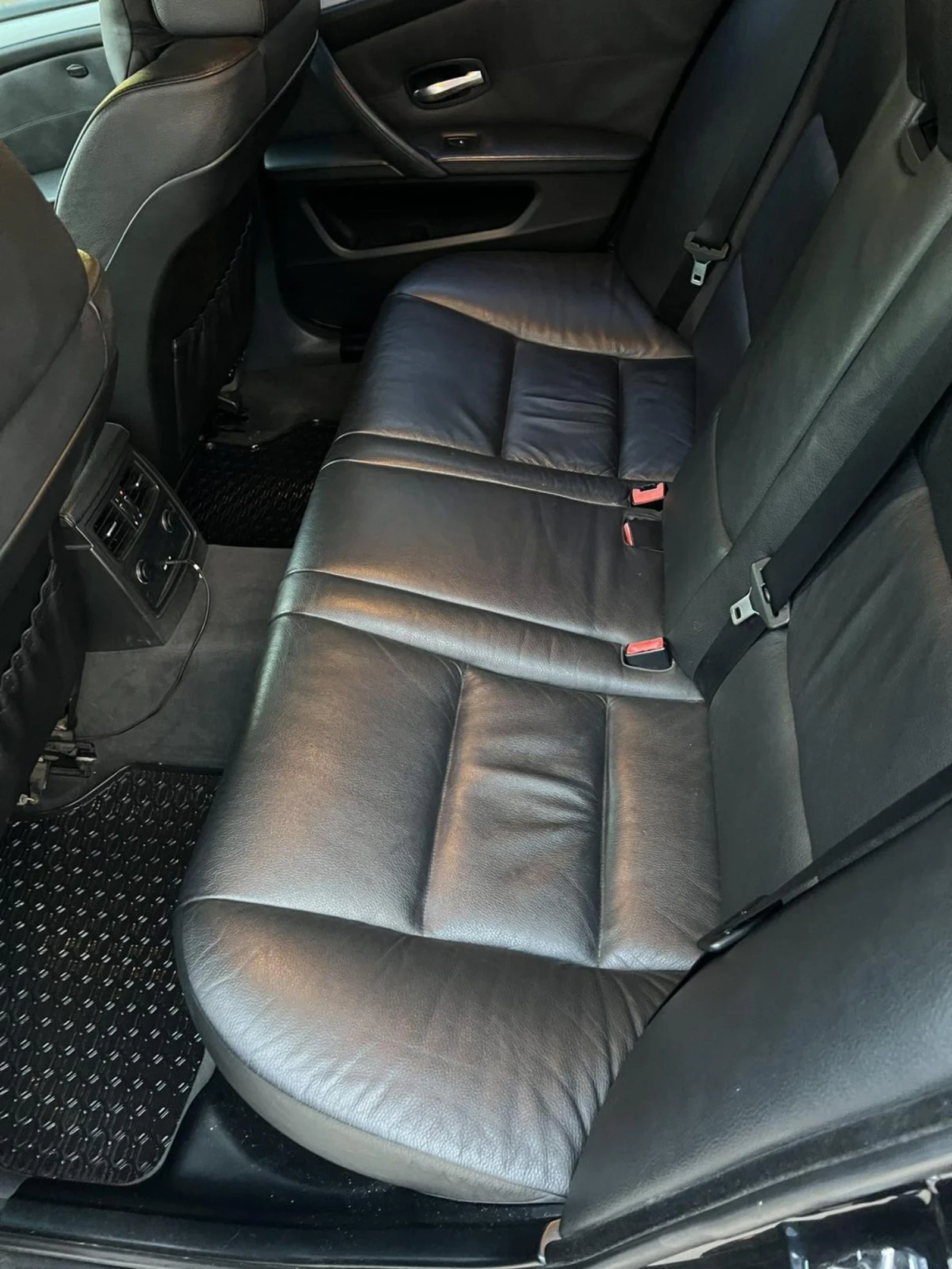BMW 535 3.0Д 286кс.feislift  - изображение 9