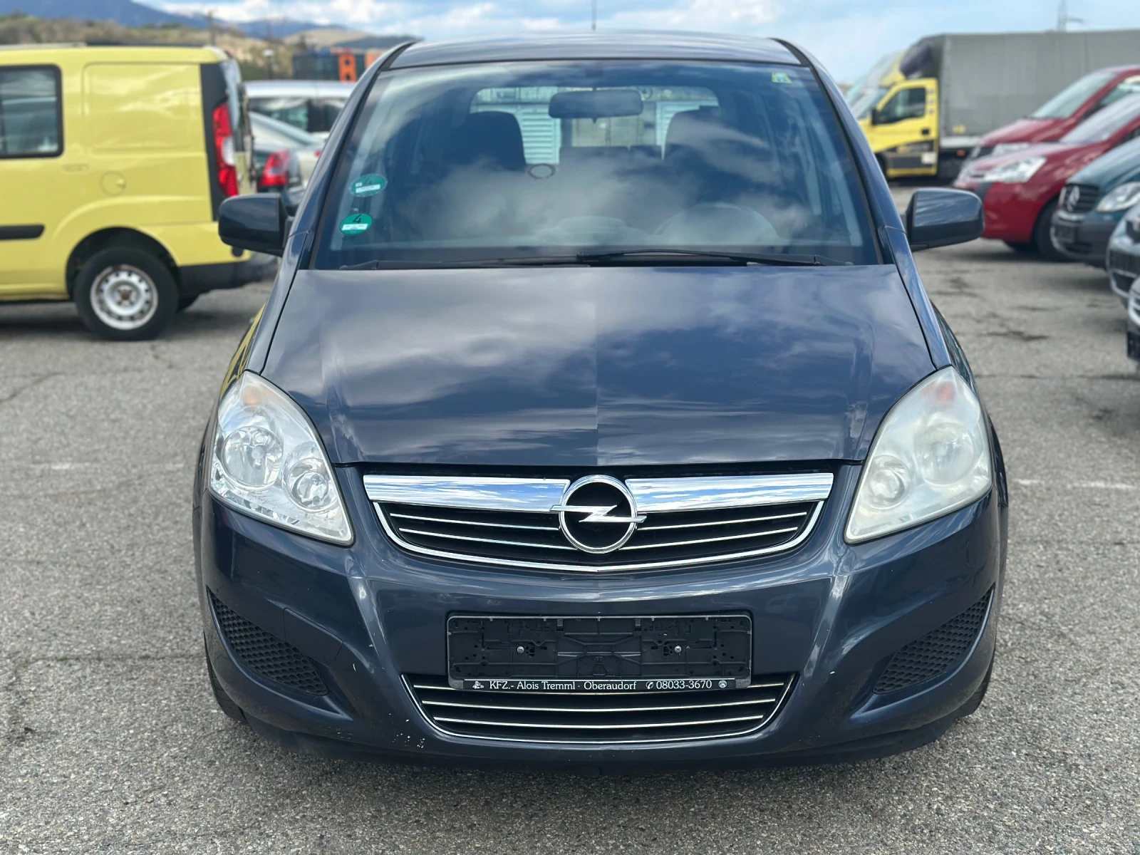 Opel Zafira 1.6 7 Места Facelift  - изображение 3