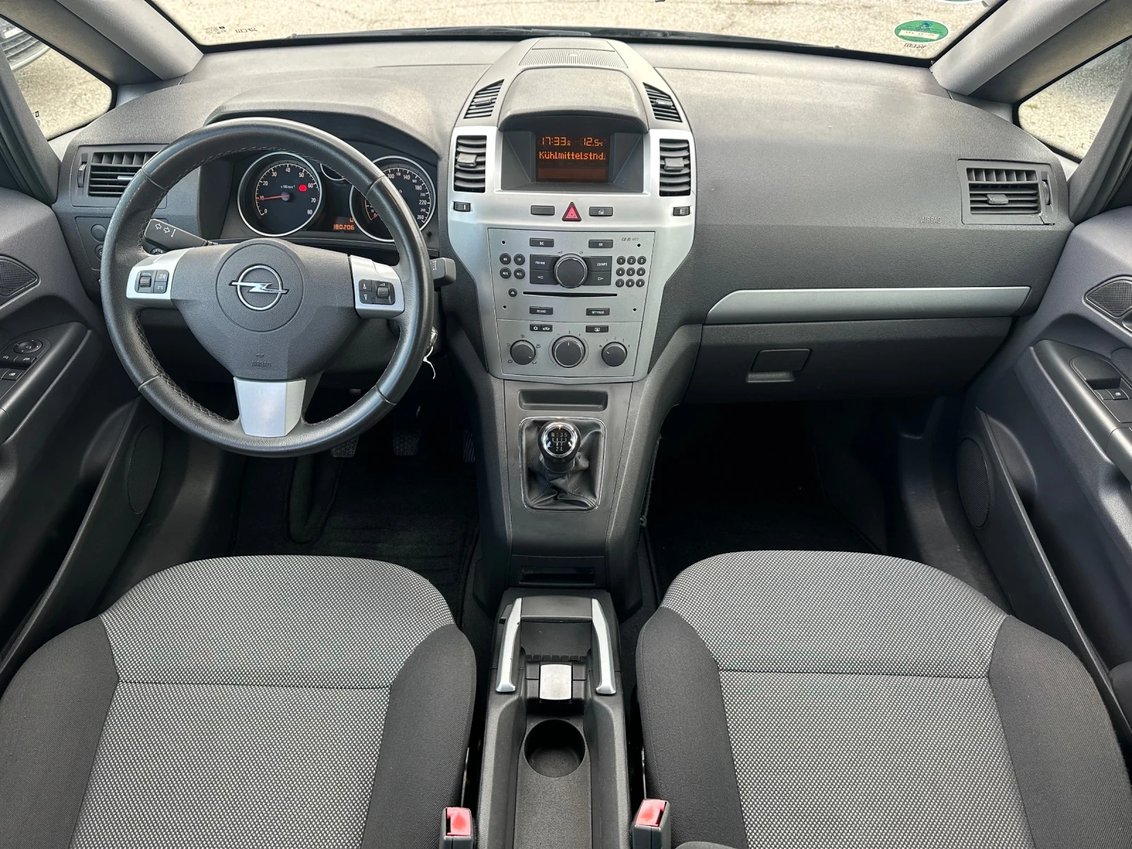 Opel Zafira 1.6 7 Места Facelift  - изображение 7