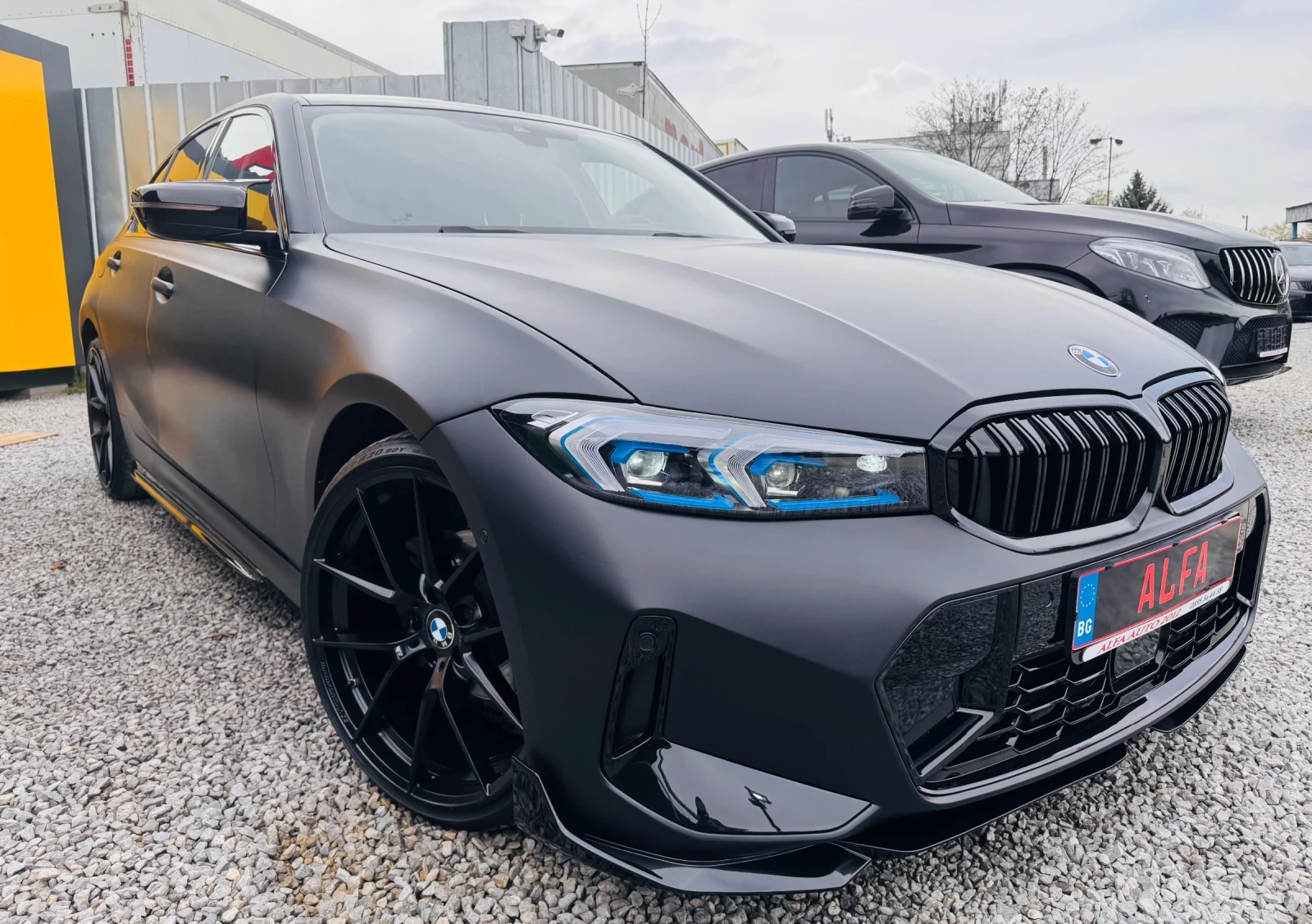 BMW 320 d/M3 PERFORMANC/УНИКАТ-ЧЕРЕН МАТ/20"/ТОП ВИЗИЯ - изображение 4