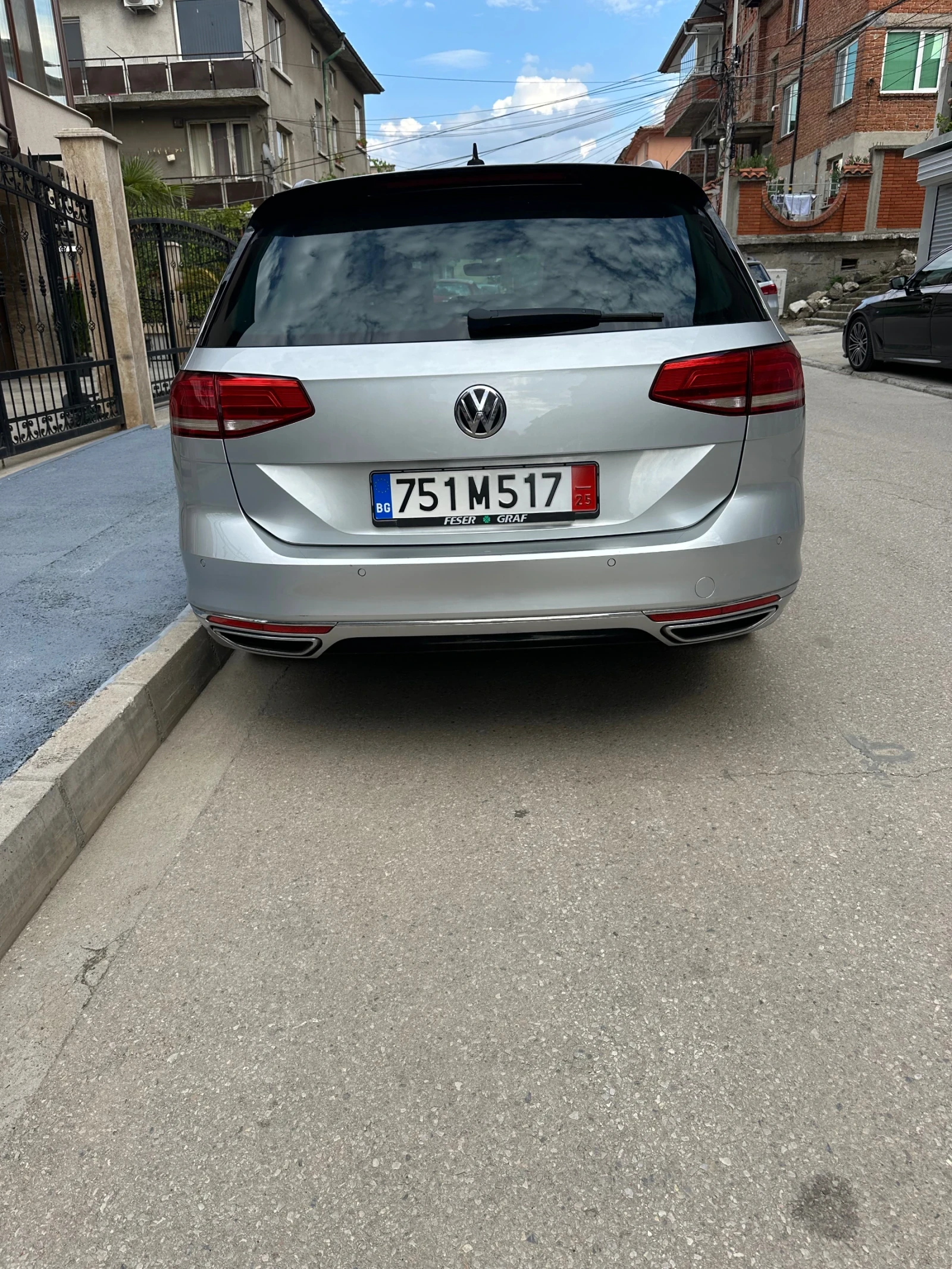 VW Passat R LiNE. Камера. Сервизна история - изображение 4