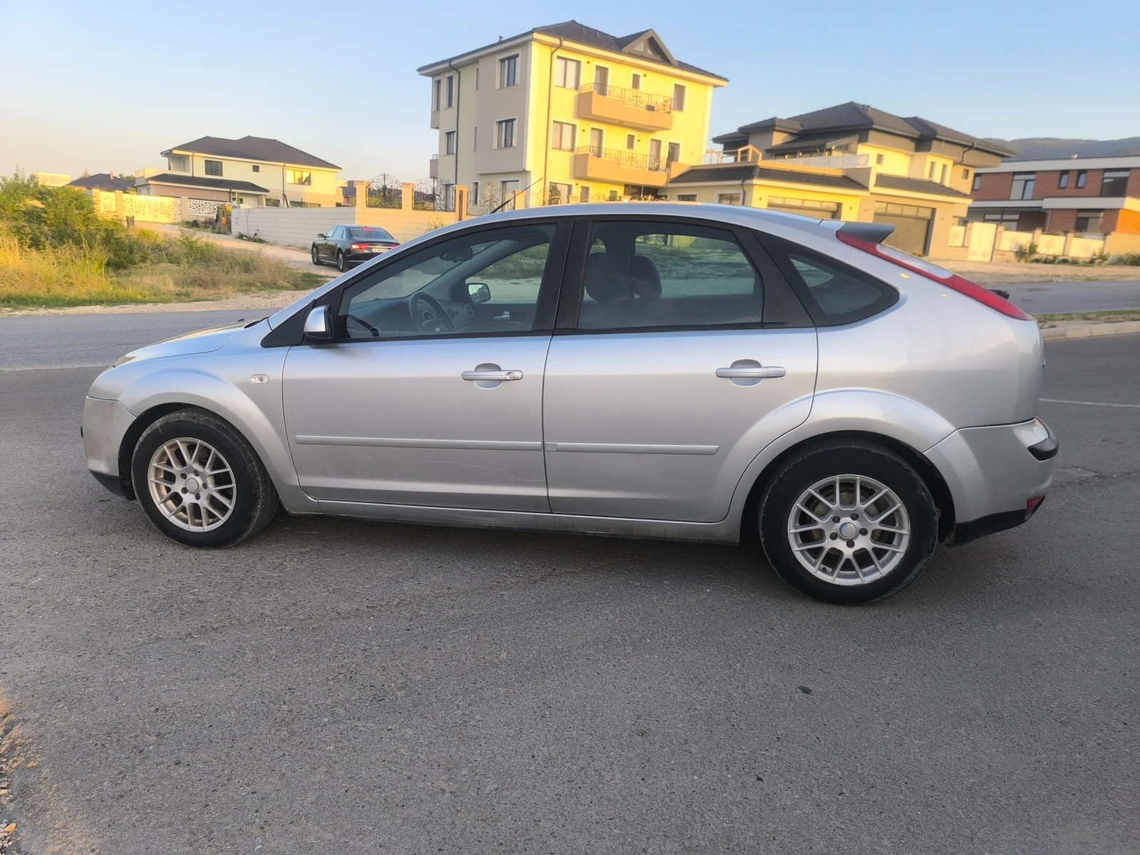 Ford Focus 1.6 газ | Mobile.bg — изображение 6