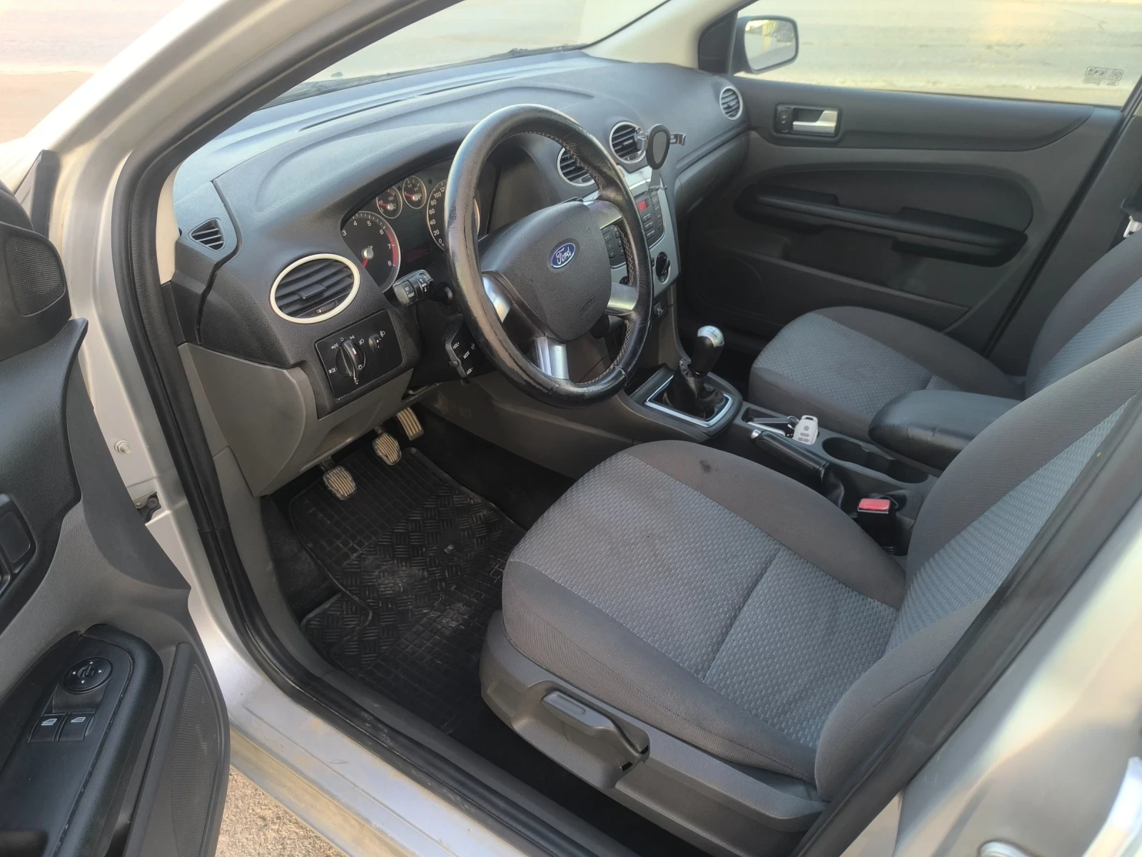 Ford Focus 1.6 газ | Mobile.bg — изображение 7