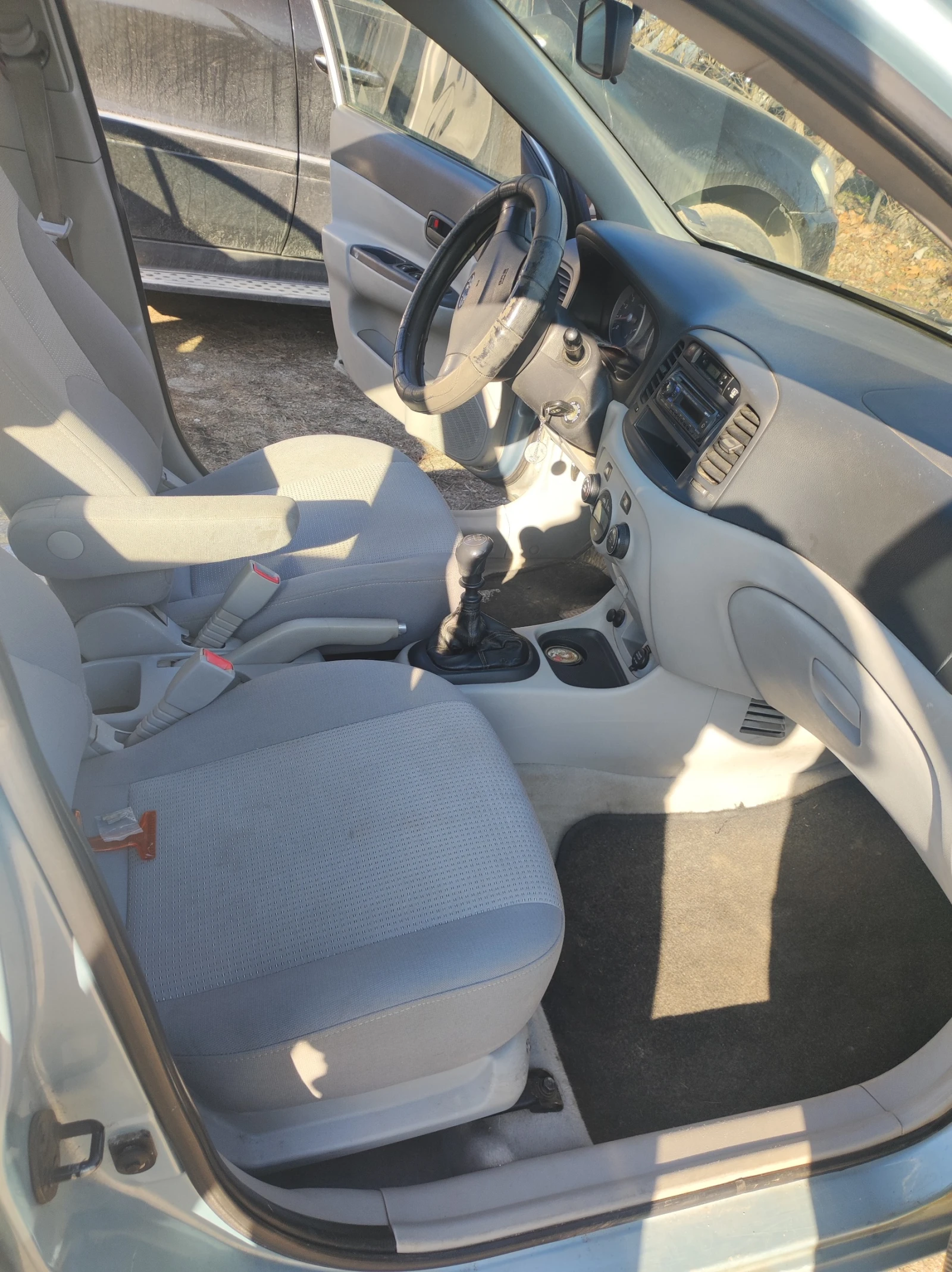 Hyundai Accent | Mobile.bg � ����������� 12