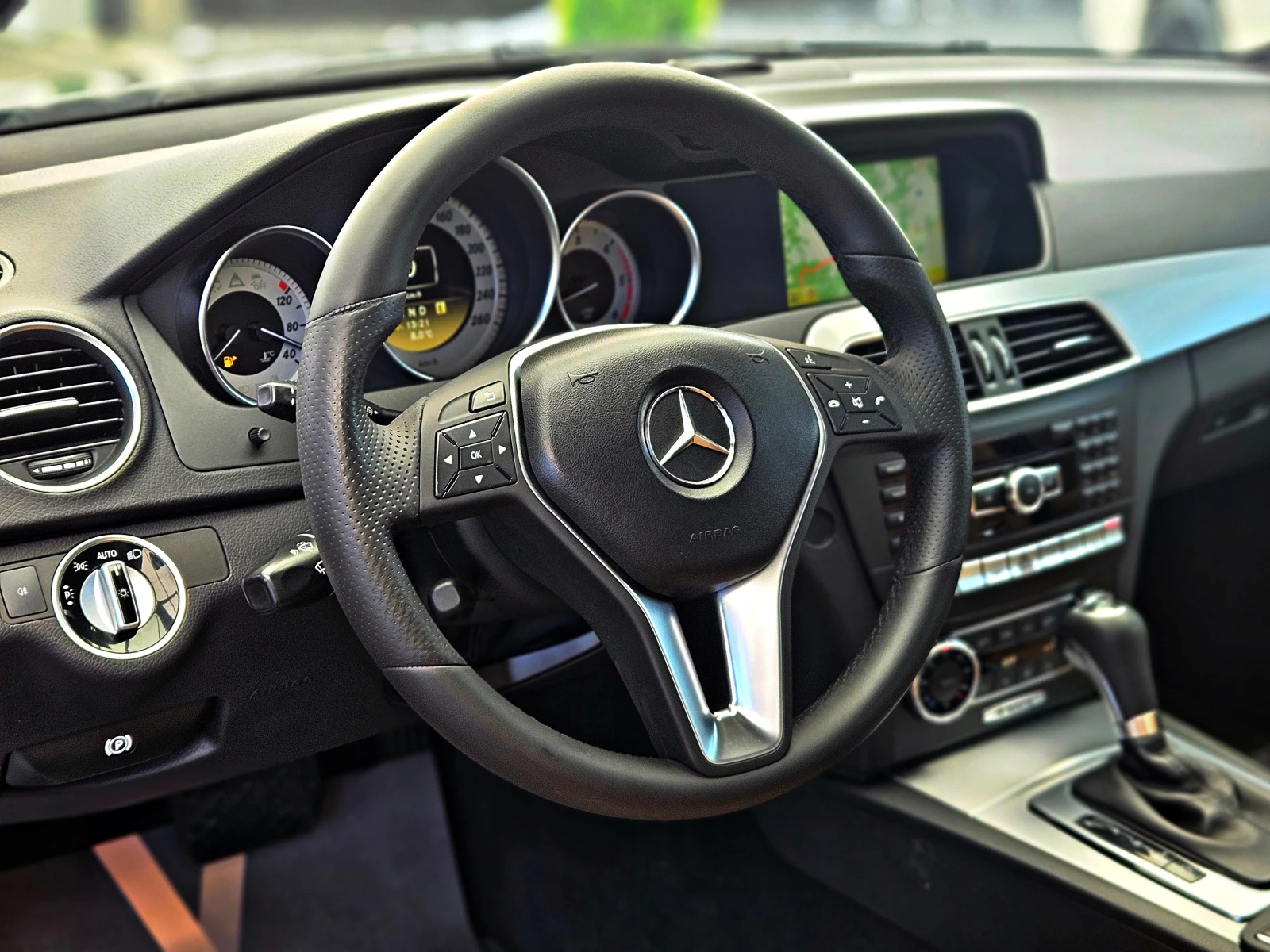 Mercedes-Benz C 300 AMG/4MAT/FACE/GERMANY/CA��RA/DISTR/�����/�����/LIZ | Mobile.bg � ����������� 11