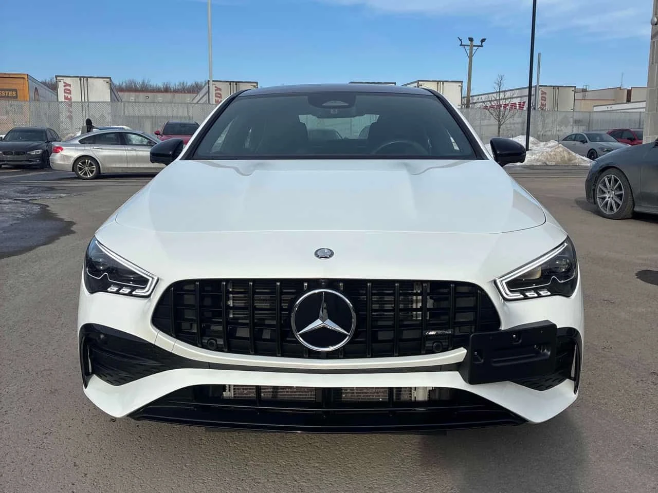 Mercedes-Benz CLA * AMG 35 * PANO* ПОДГРЕВ* KEYLESS* , снимка 6 - Автомобили и джипове - 53799428