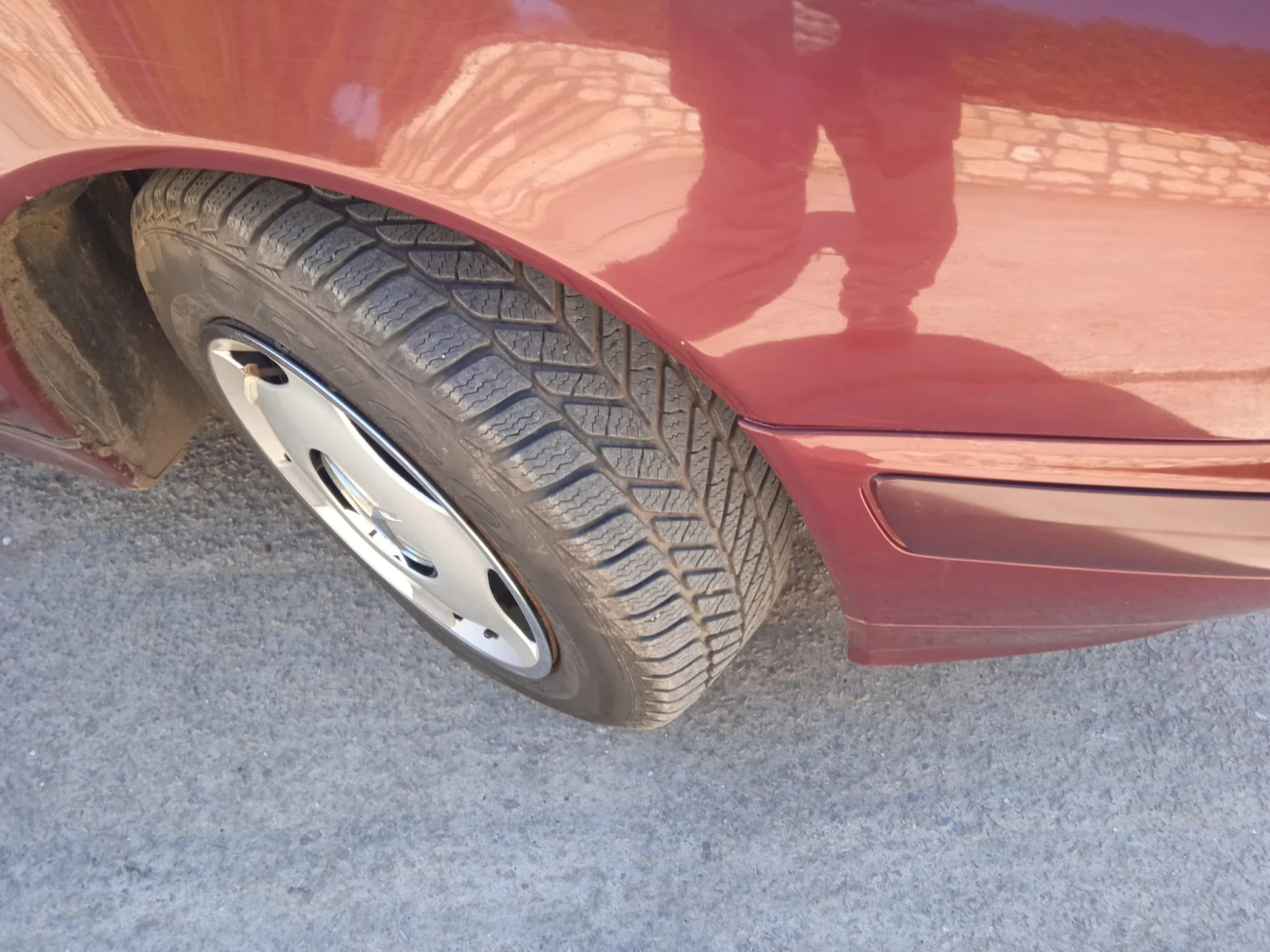 Mercedes-Benz E 200, снимка 11 - Автомобили и джипове - 53937522