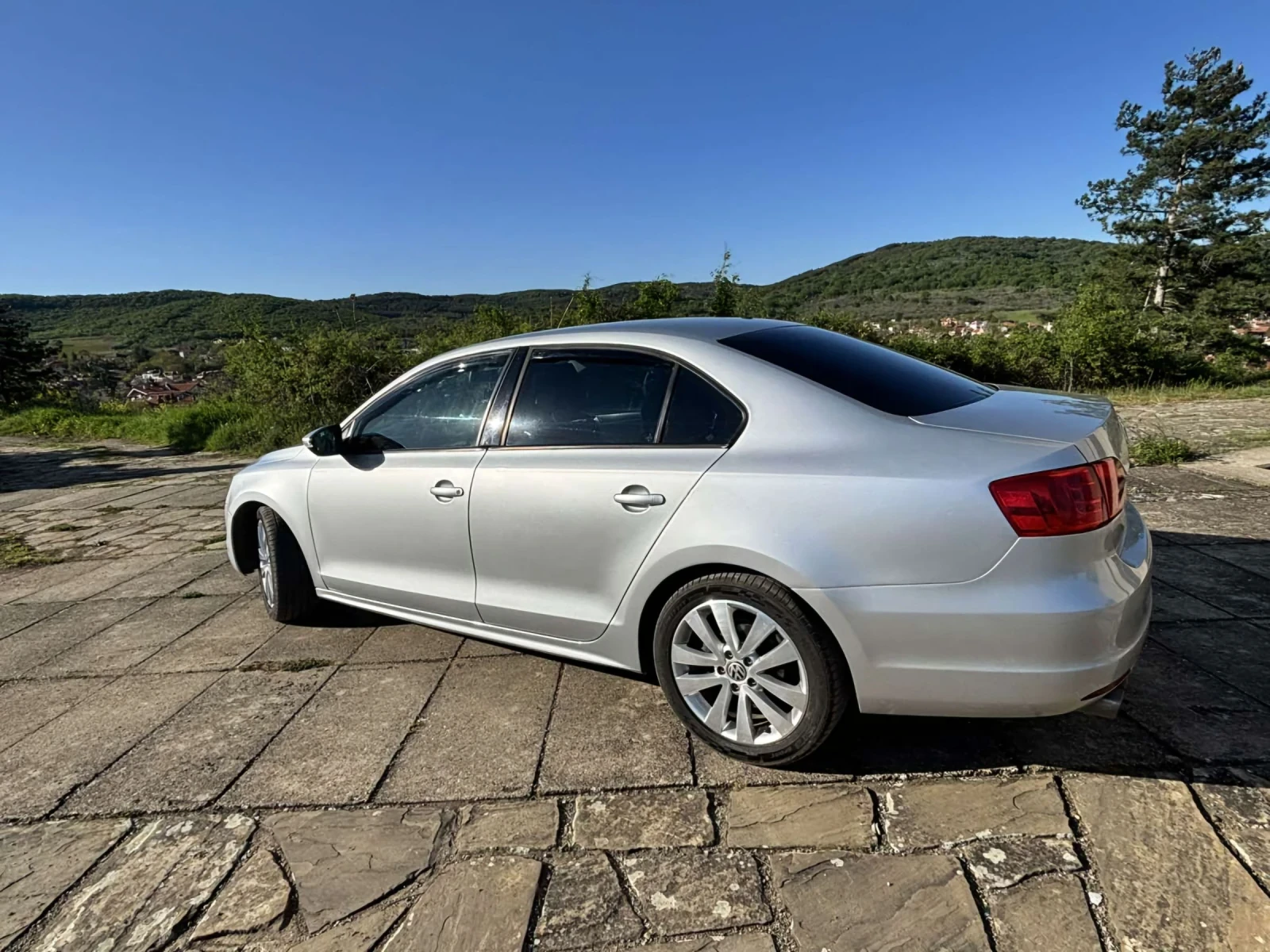 VW Jetta, снимка 4 - Автомобили и джипове - 54323903