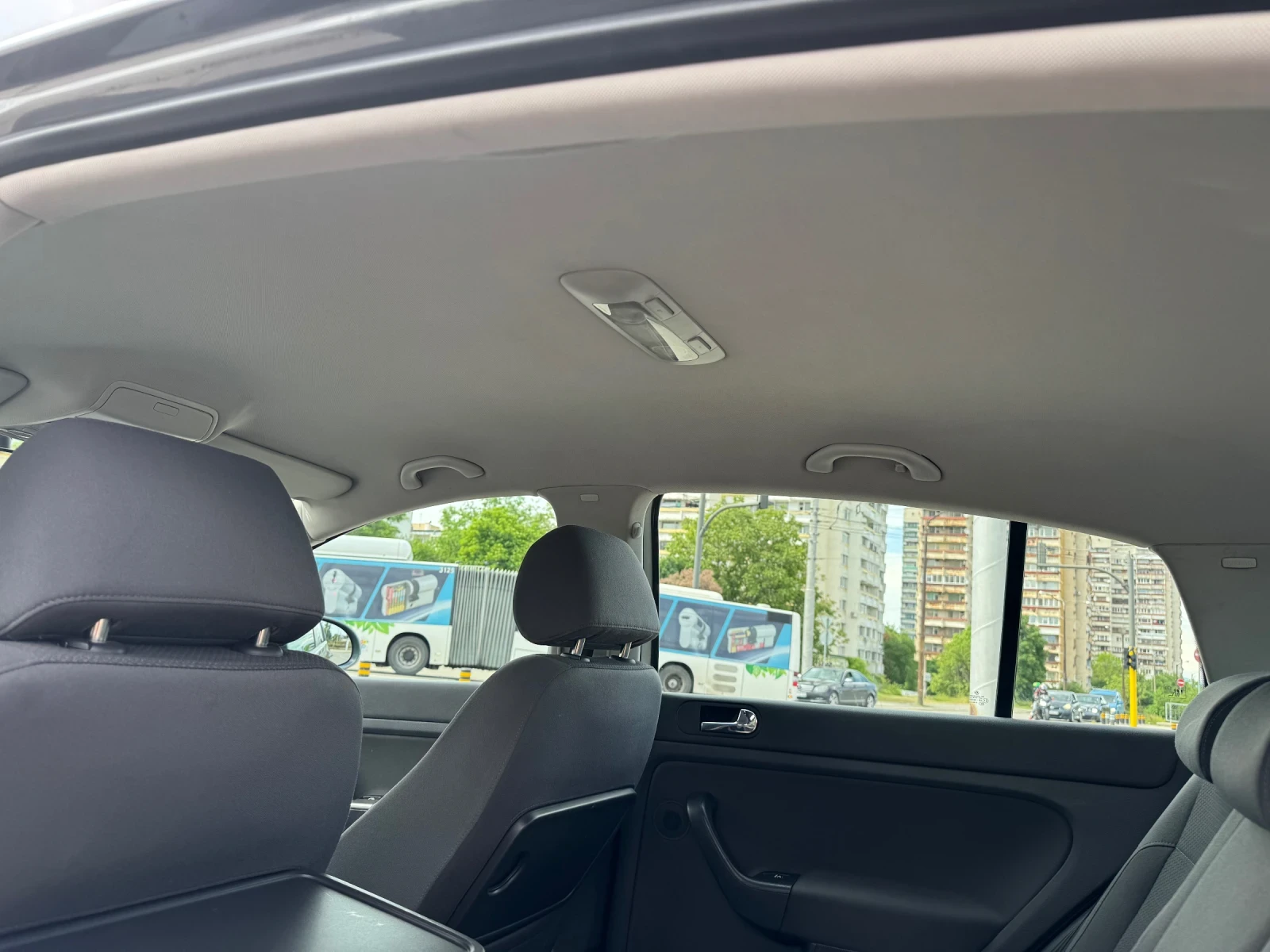 VW Golf Plus 2.0TDI 140kc 6ck , снимка 14 - Автомобили и джипове - 54647325