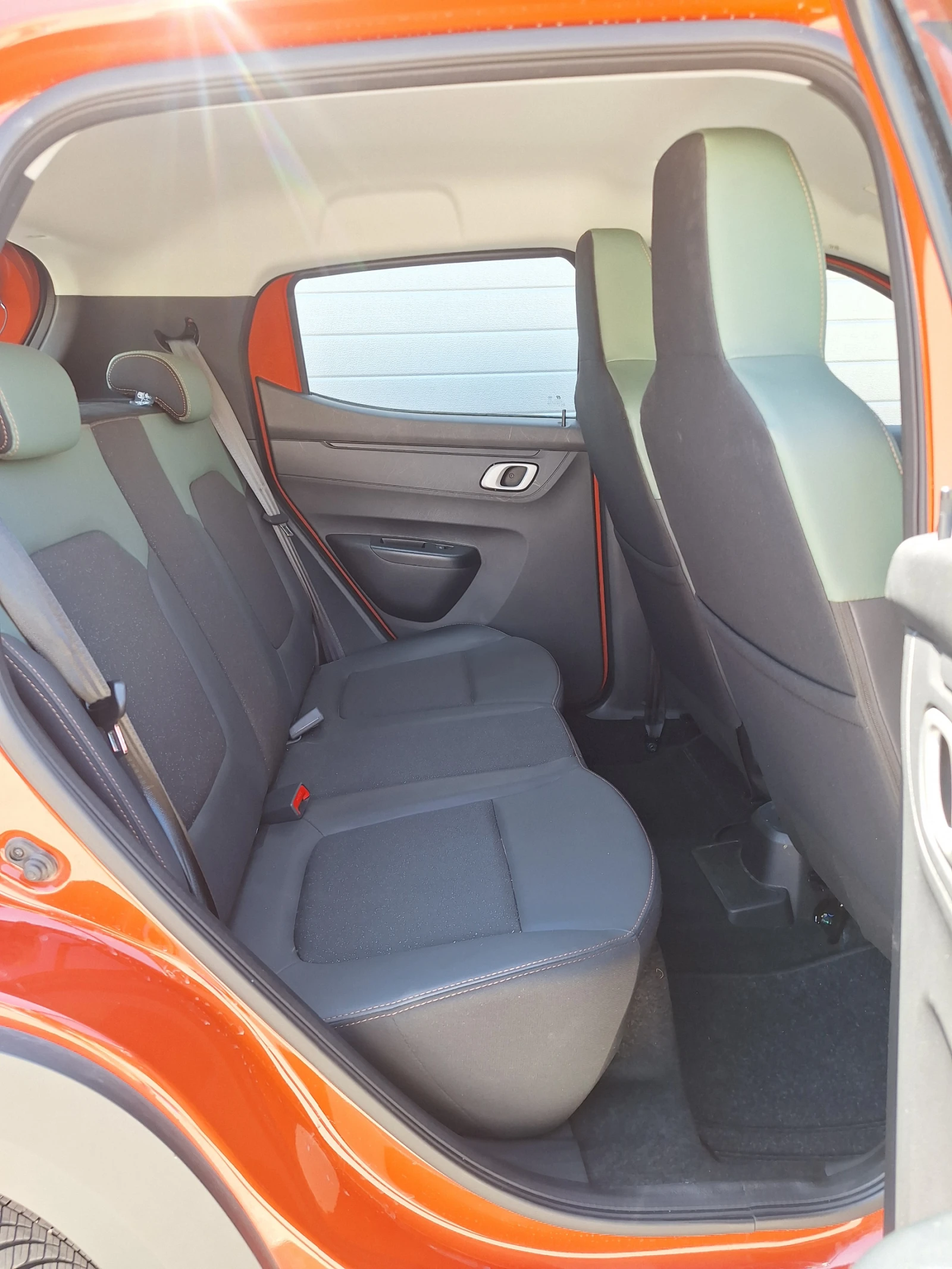 Dacia Spring NMC 27 kwh като нова със заверена Гаранция в BG, снимка 13 - Автомобили и джипове - 54739591