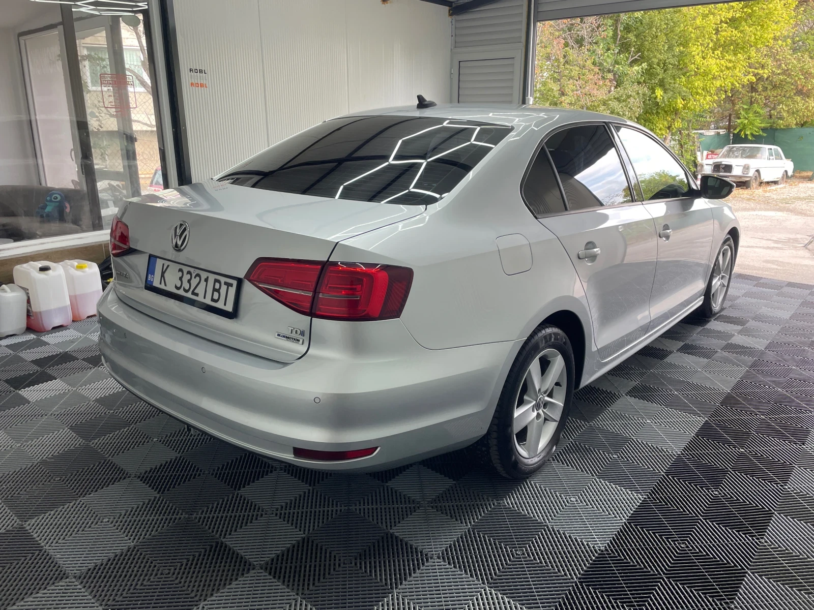 VW Jetta 2.0TDi EURO6, снимка 4 - Автомобили и джипове - 54833410