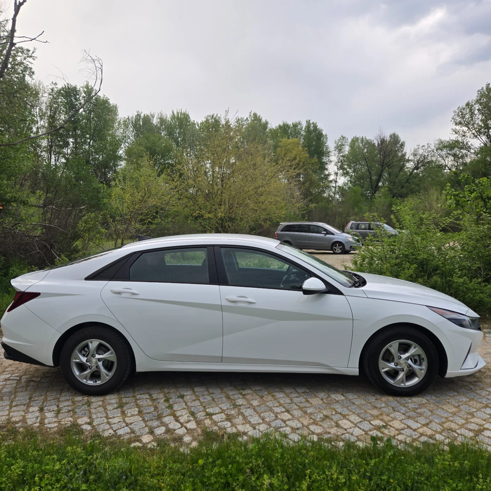 Hyundai Elantra 2.0L подходяща за газ , снимка 4 - Автомобили и джипове - 54857505