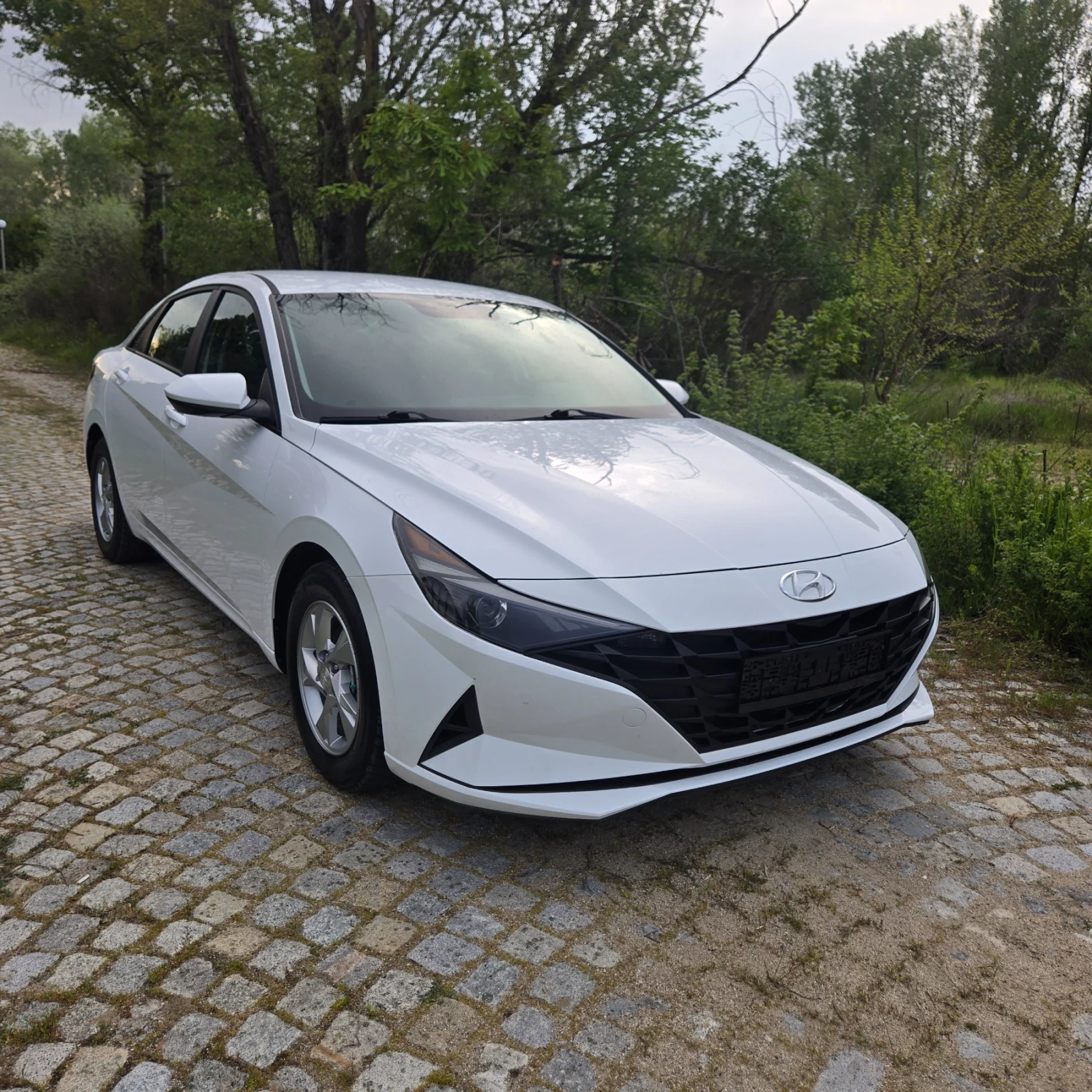 Hyundai Elantra 2.0L подходяща за газ , снимка 3 - Автомобили и джипове - 54857505