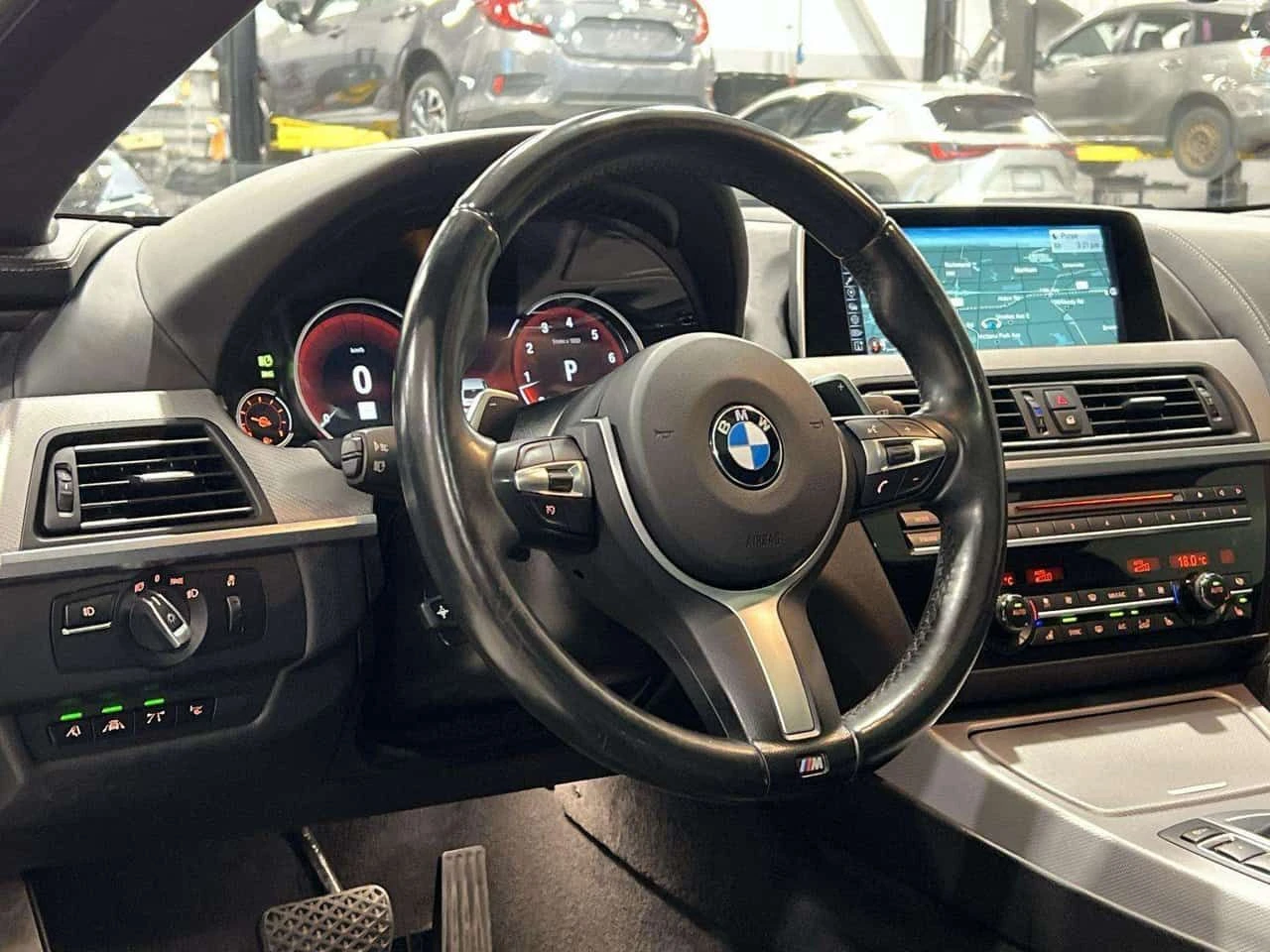BMW 640 * M SPORT EDITION SOFT CLOSE DOORS HARMAN KARDON A, снимка 11 - Автомобили и джипове - 54934227