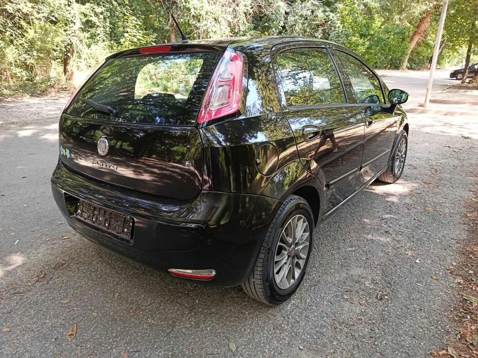 Fiat Punto EVO 12г. бензин 1.2, снимка 5 - Автомобили и джипове - 55396382