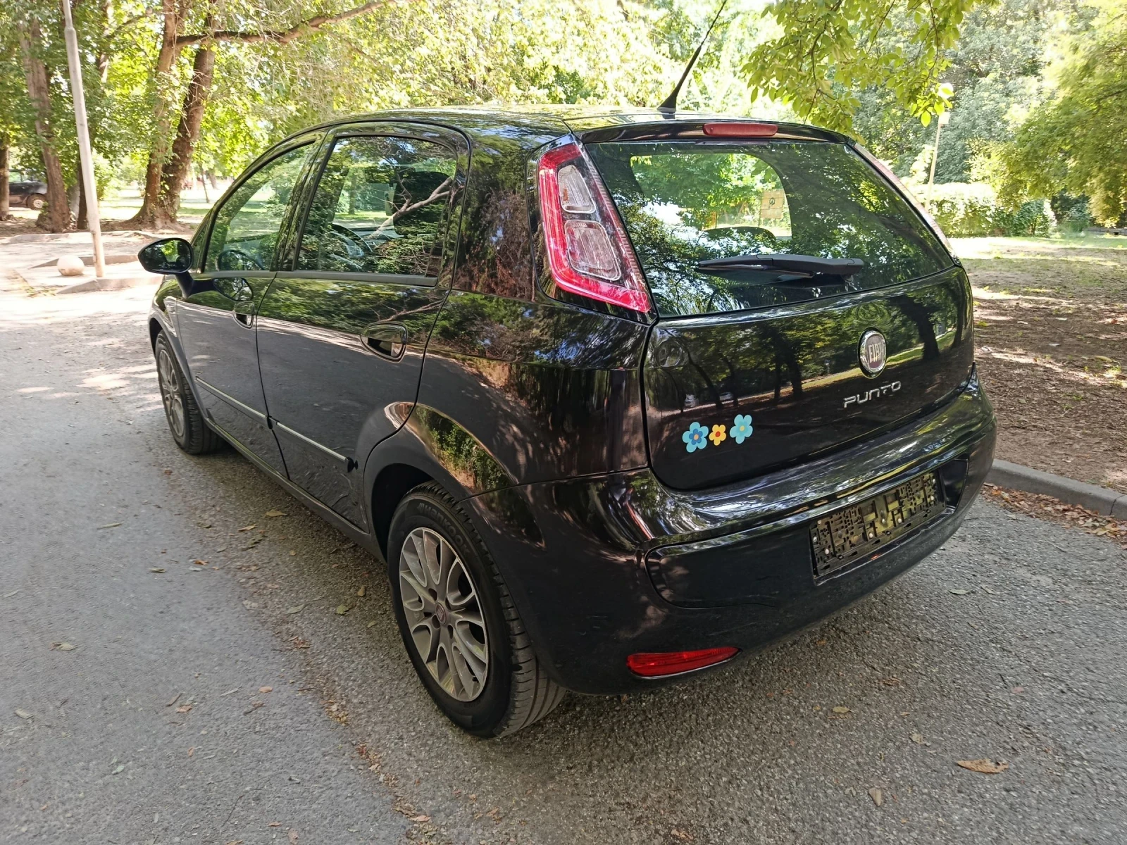Fiat Punto EVO 12г. бензин 1.2, снимка 3 - Автомобили и джипове - 55396382