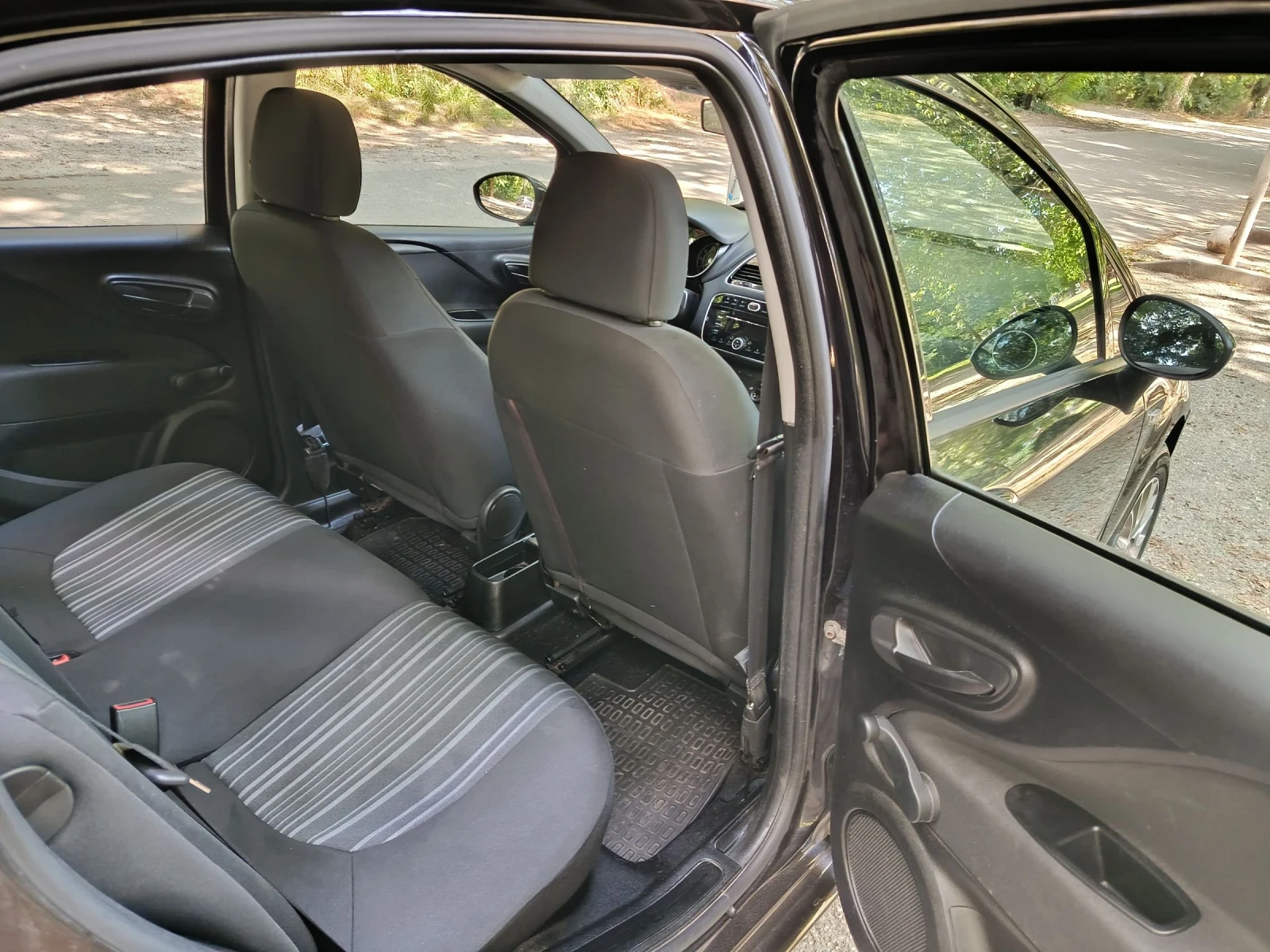 Fiat Punto EVO 12г. бензин 1.2, снимка 13 - Автомобили и джипове - 55396382