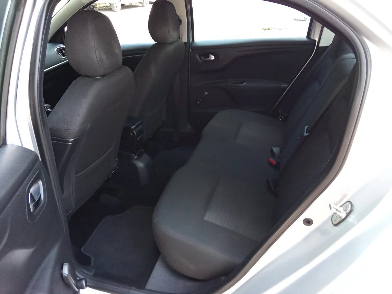 Peugeot 301 1.6HDI-92kc. Euro5, снимка 12 - Автомобили и джипове - 55621769