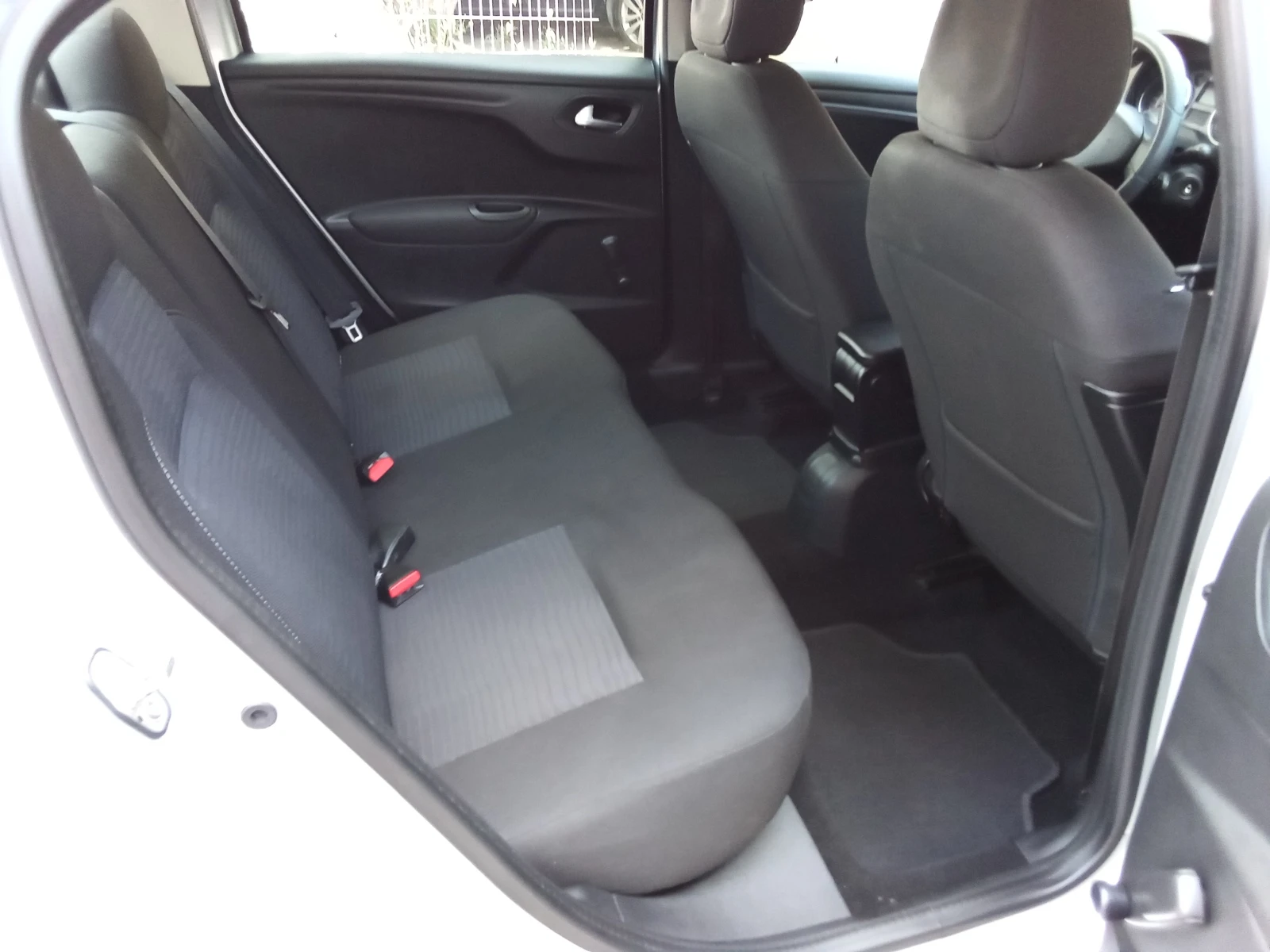 Peugeot 301 1.6HDI-92kc. Euro5, снимка 13 - Автомобили и джипове - 55621769