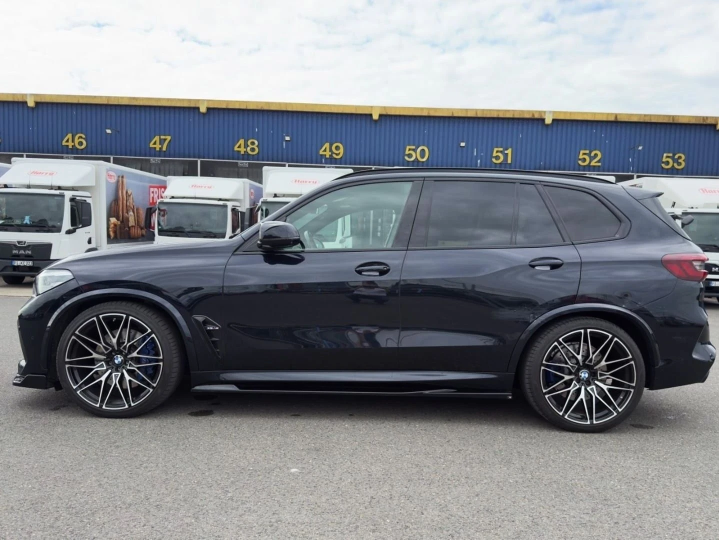 BMW X5M Очакван вCOMPETITION / 625 К.С. / INDIVIDUAL TWO-T, снимка 8 - Автомобили и джипове - 55674456